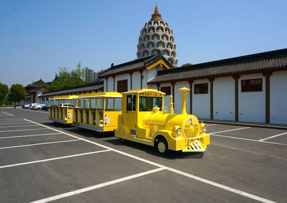 一般什么景區(qū)用72座觀光小火車？